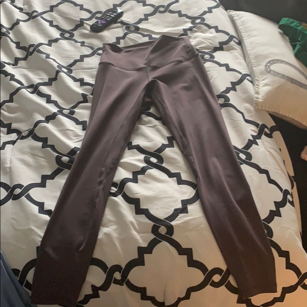 Athletic leggings